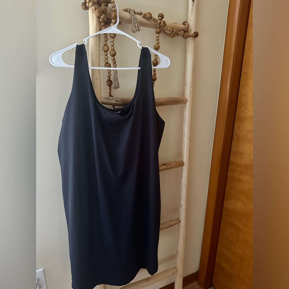 Old navy Athletic dress in navy blue